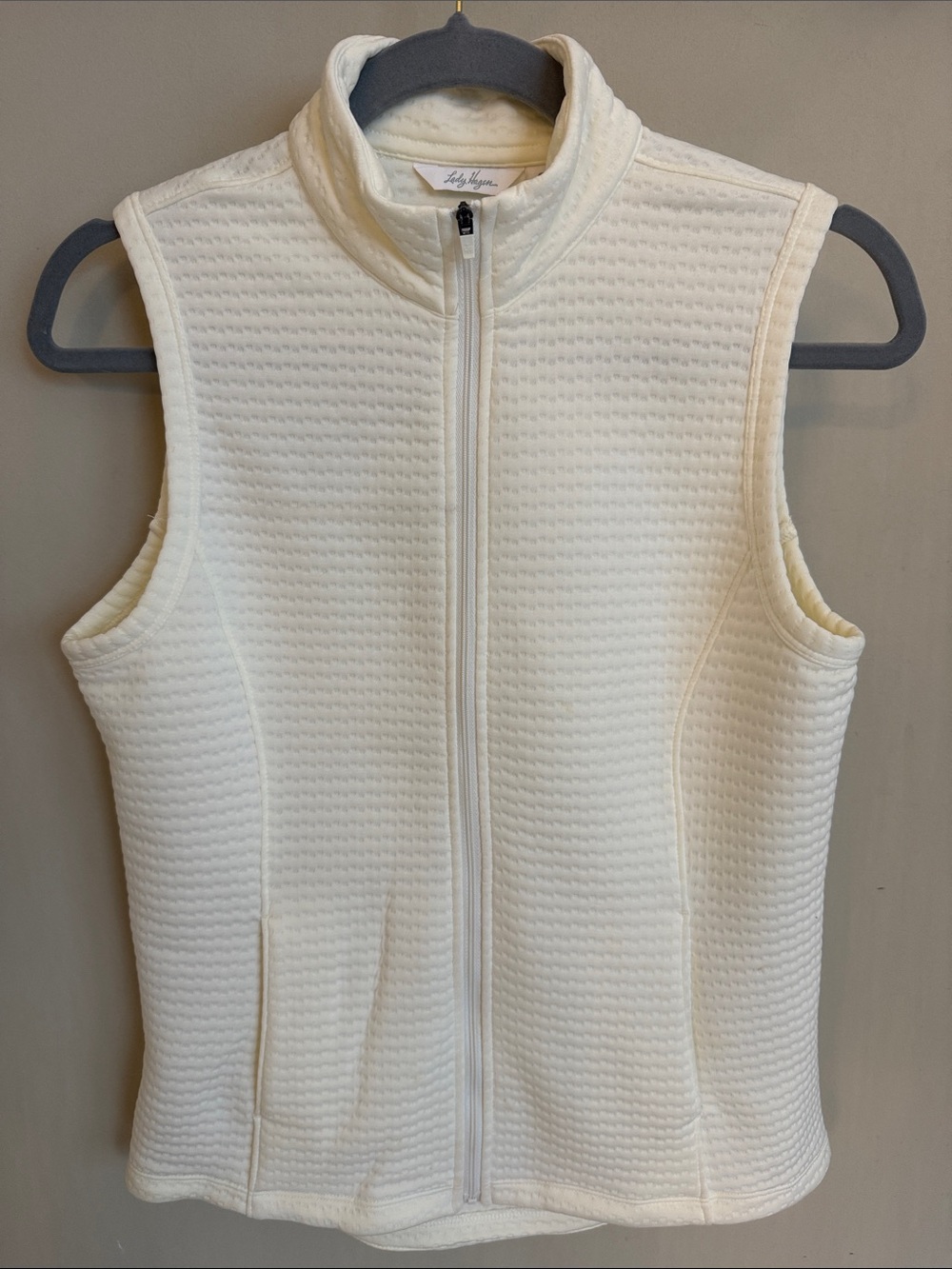 Lady Hagen Cream Quilted Sleeveless Zip-Front Vest